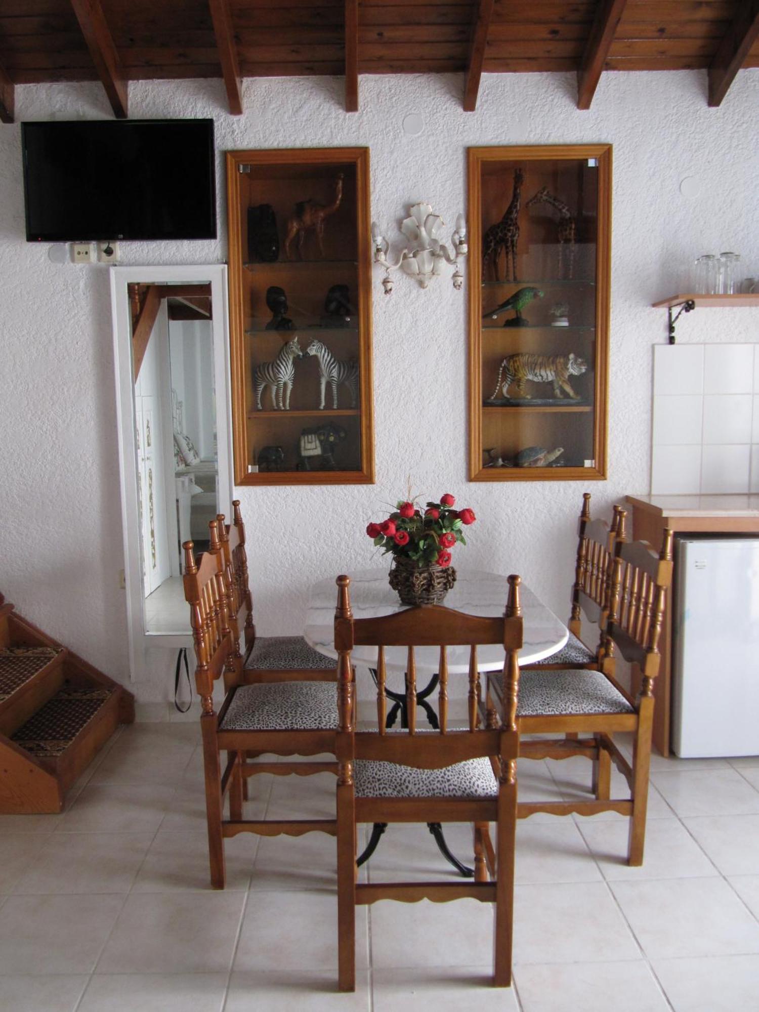Castellino Studios